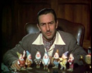 Disney in einem Kino-Trailer zu Schneewittchen und die sieben Zwerge (1937)